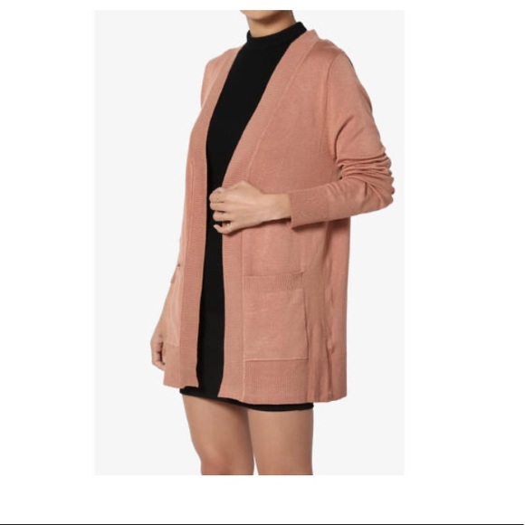 Just Beginning Boutique Cardigan - Picture 3 of 4